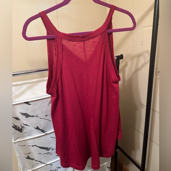 Chigant M Red Tank Tee - Picture 4 of 4